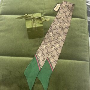 Gucci Brown and Green Logo Silk Tie
